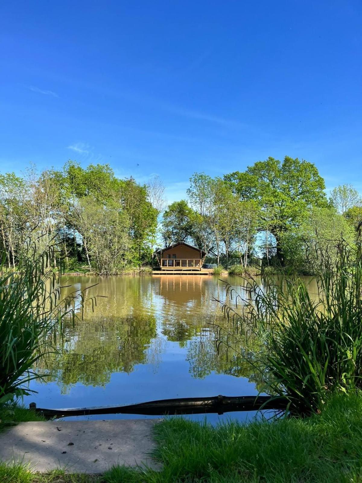 Teal Safari Tent Droitwich Spa Exterior foto
