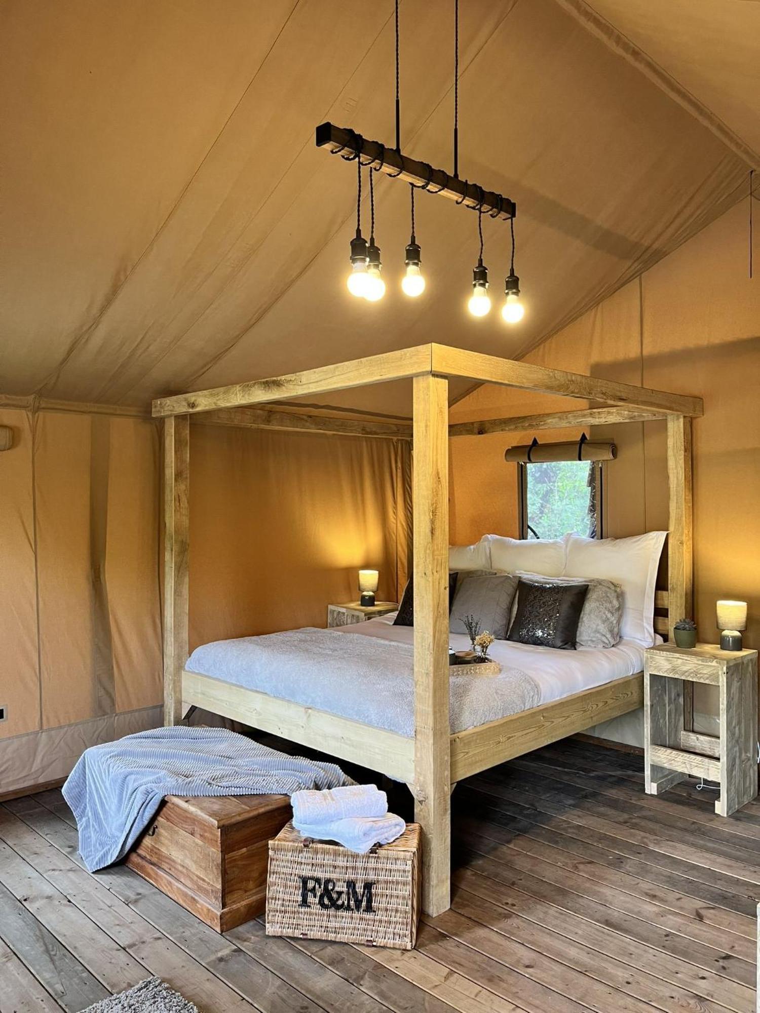Teal Safari Tent Droitwich Spa Exterior foto